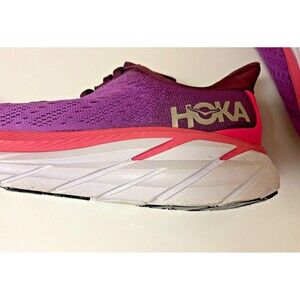 HOKA Purple Grape Berry Clifton 8 Womens Running Shoes US 9B Minimal Wear!